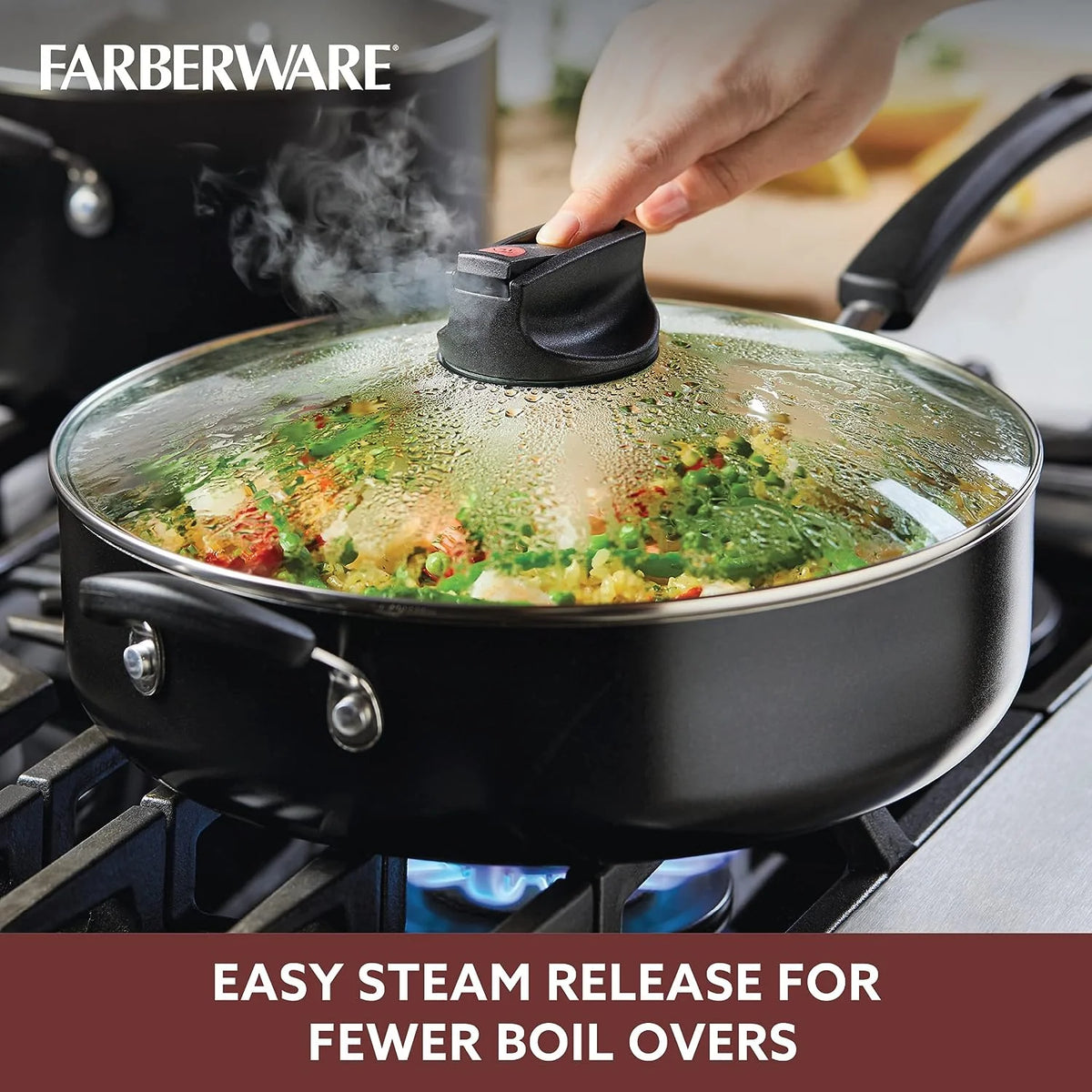 Black 6 Quart Nonstick Saute Pan with Lid R85927