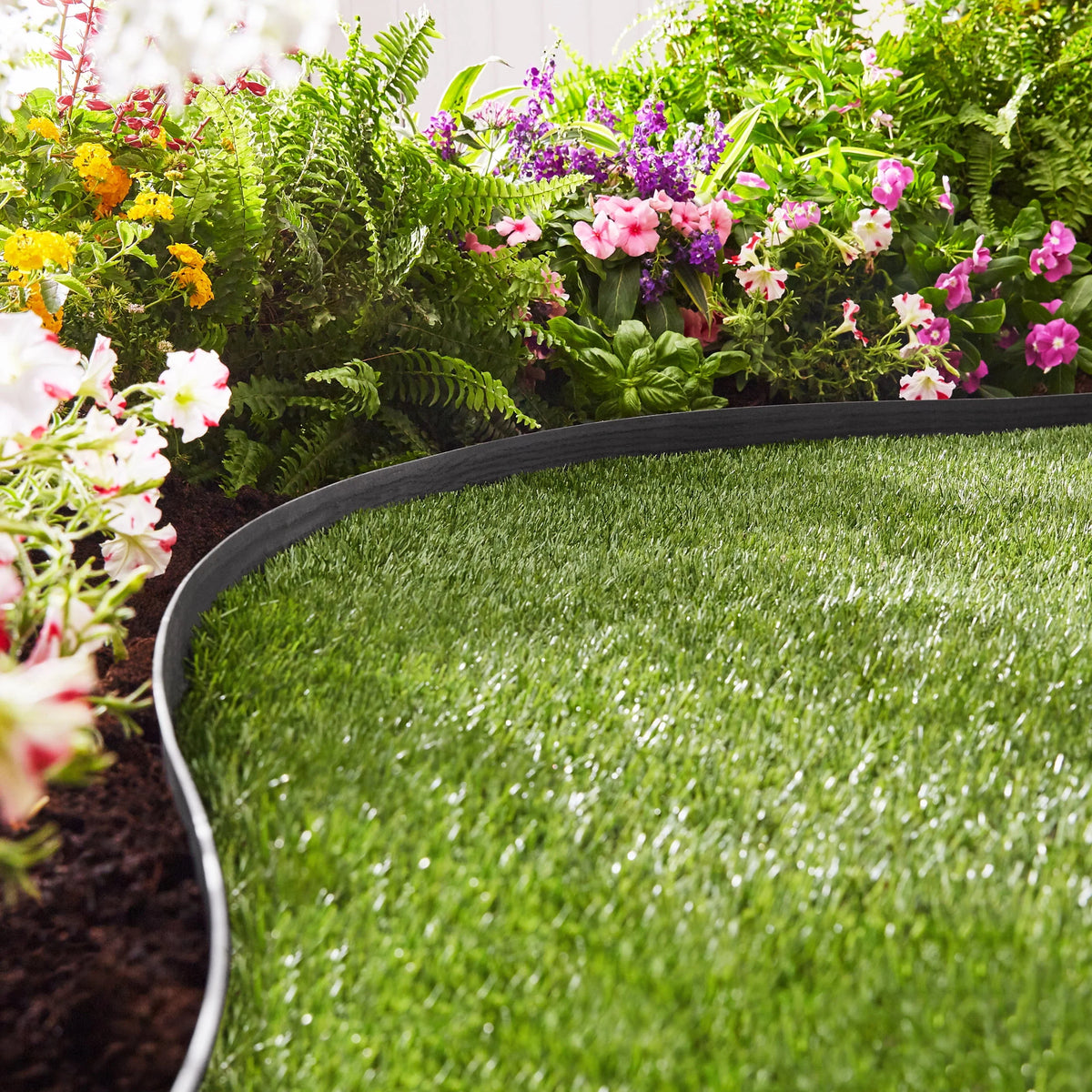 2-inch Tall 30-ft Plastic Black Landscape Edging O415