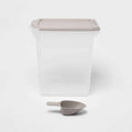 Pet Food Storage Tub with Built-in Scoop J948