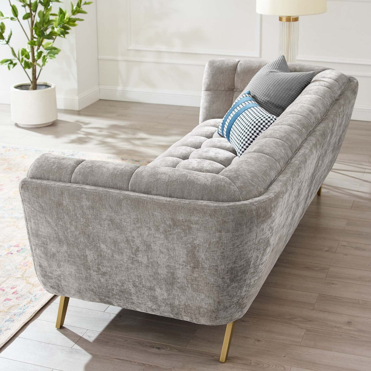 Light Grey Velvet Sofa I19994