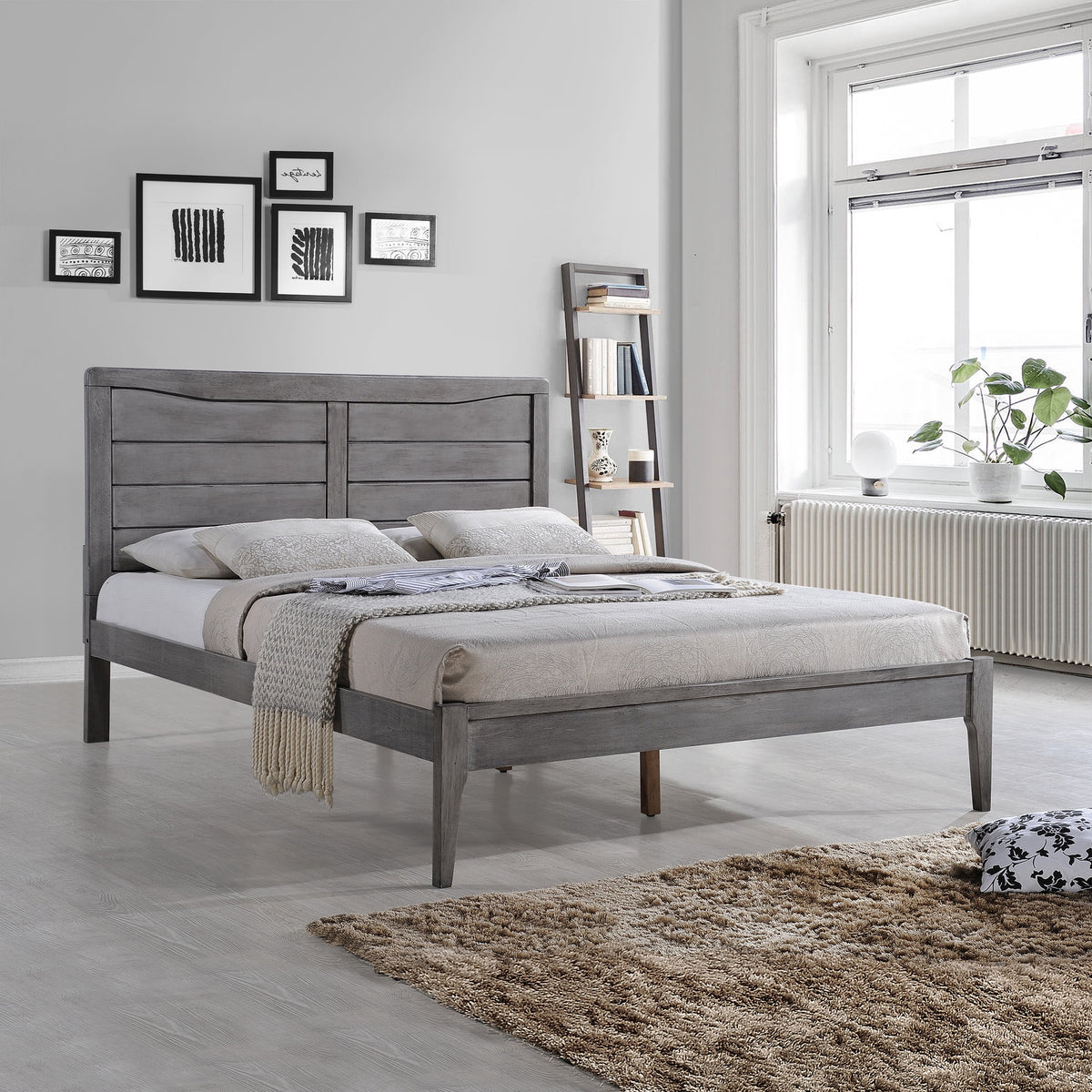 Queen Platform Bed S461187
