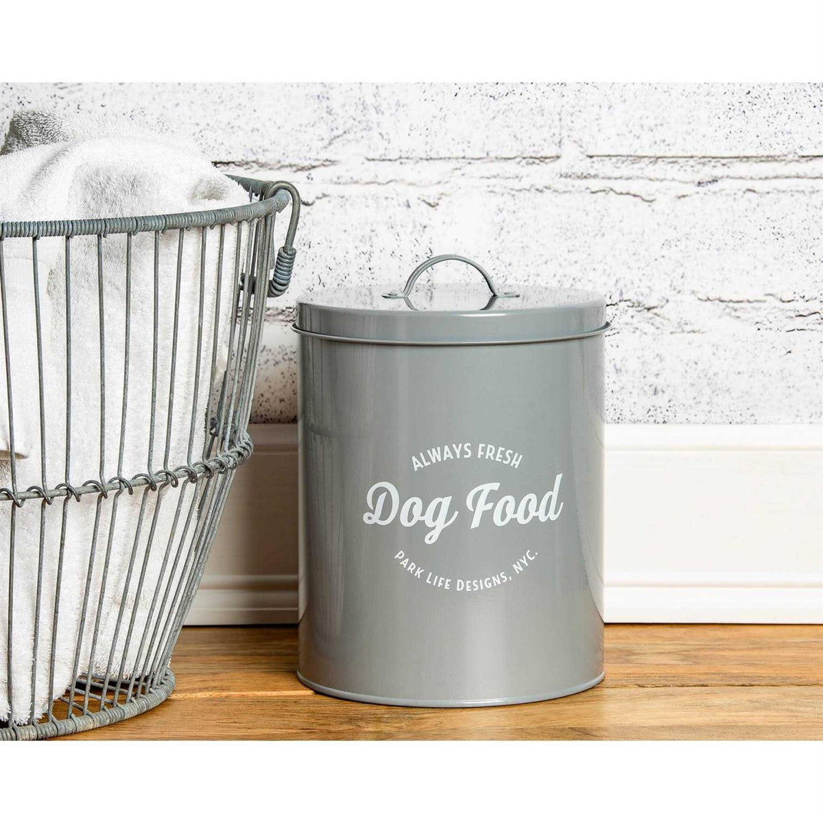Pet Food Q70299