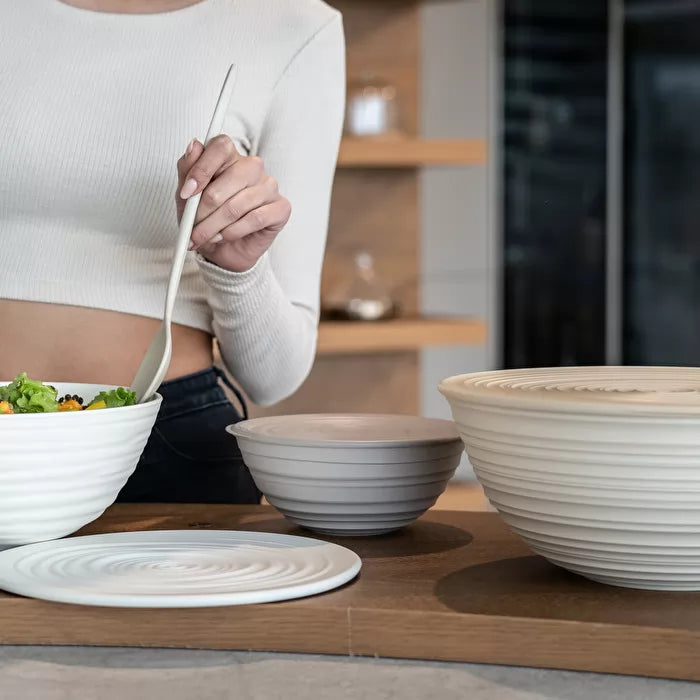 White Bowl With Lid U696643