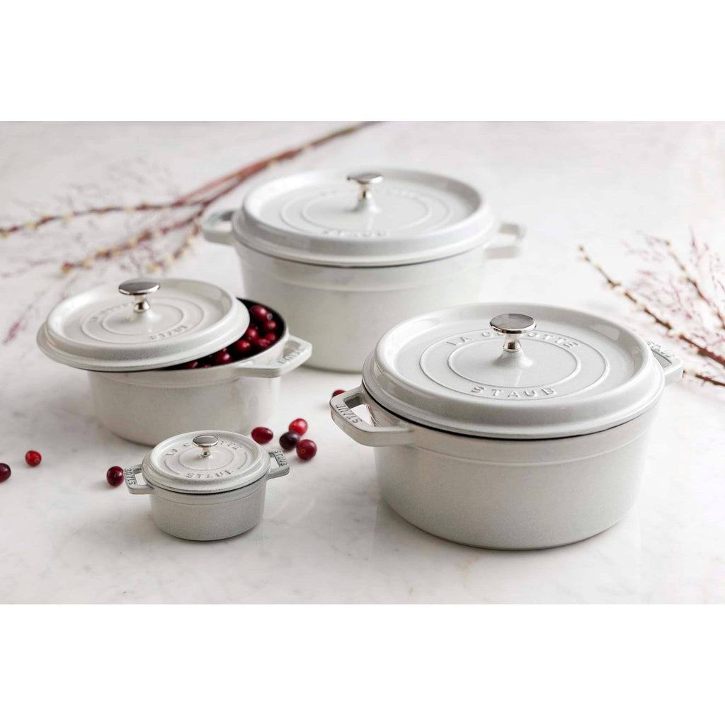 Cast Iron 2.75-Quart Round Cocotte I81837