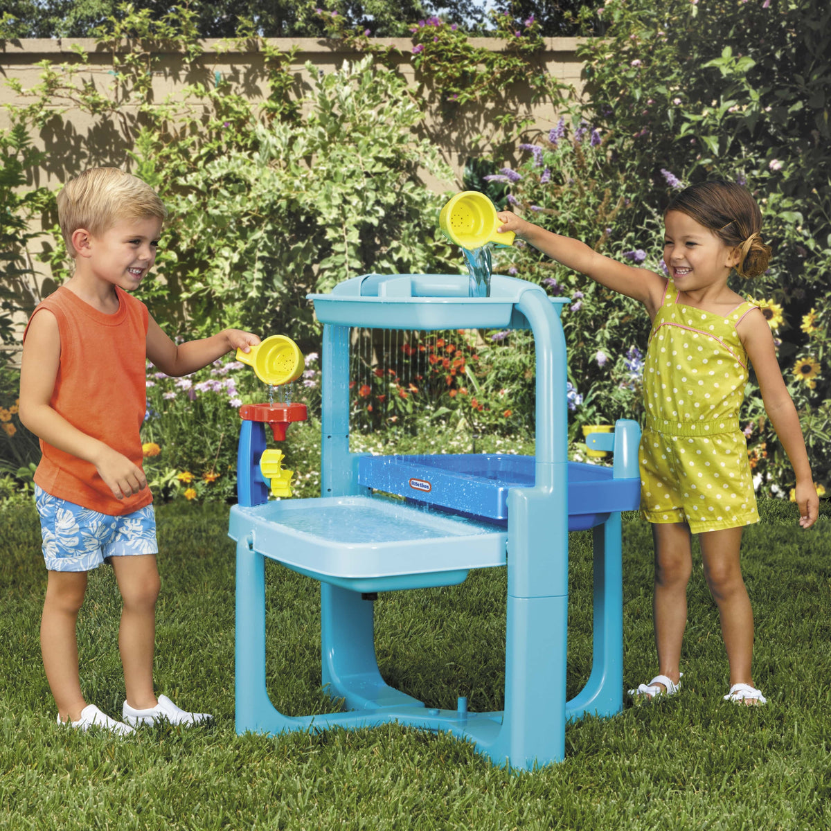 Folding Water Play Table with Accessories M673