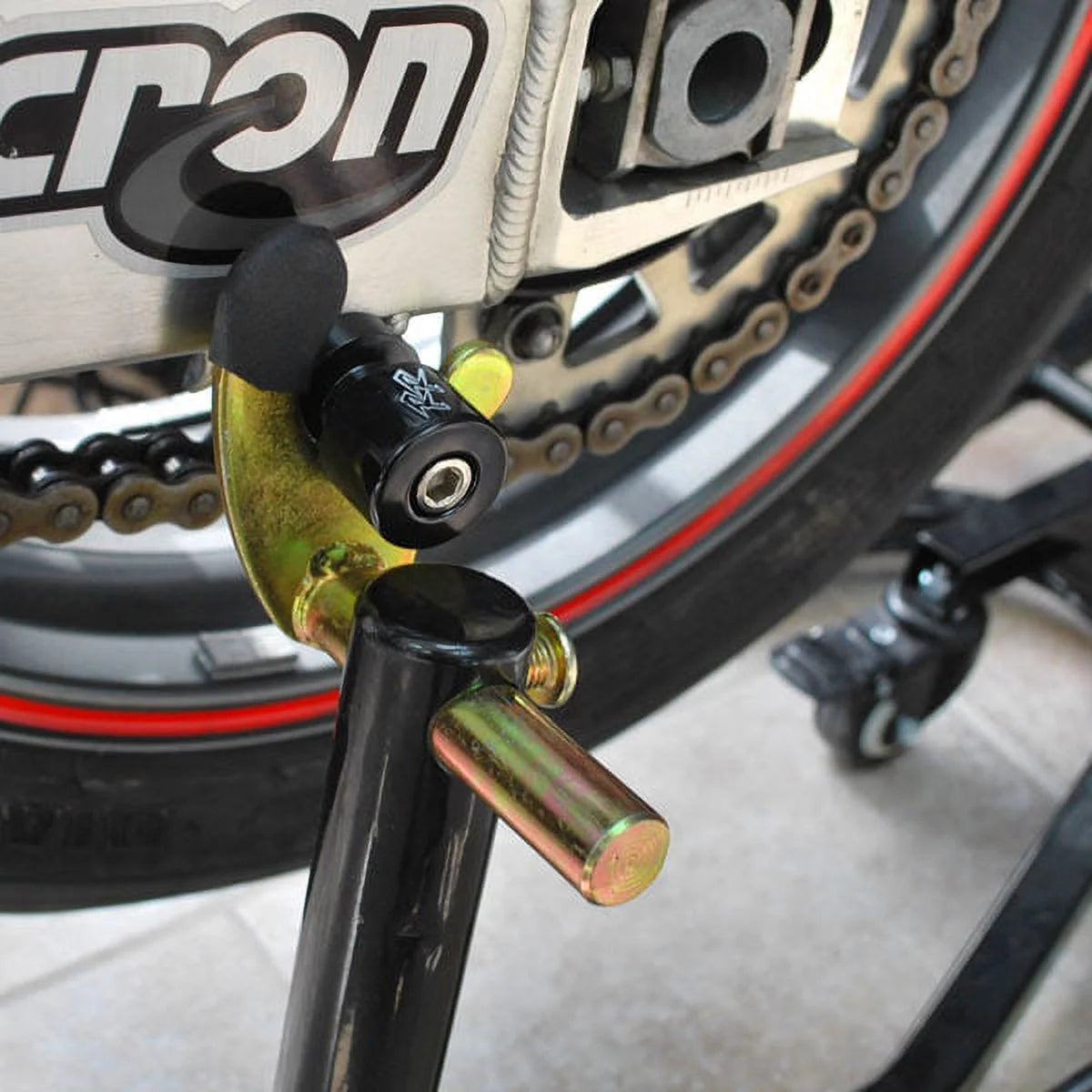 Motorcycle Rear Swingarm Lift Stand with Spools H763