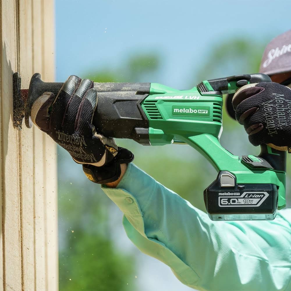 18V Brushless Reciprocating Saw P83011